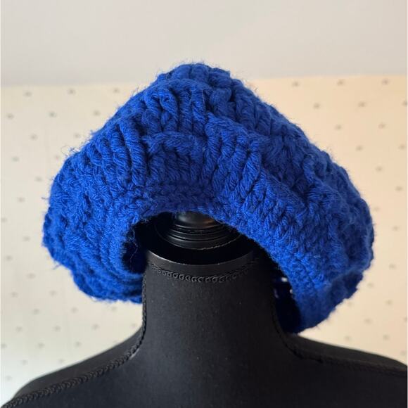HANDMADE Blue Beret Hat - Picture 5 of 5
